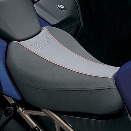 Styled Seat (2022) picture