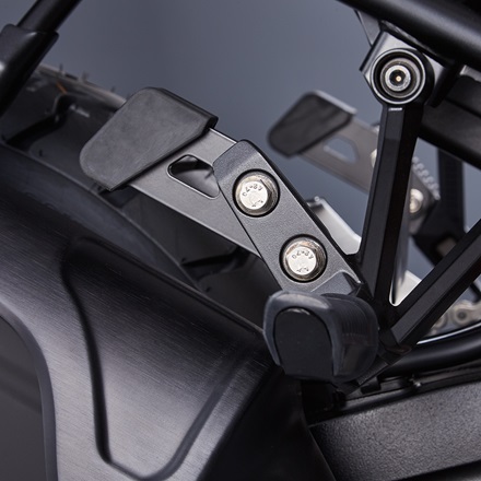 Lower Side Case Bracket | Suzuki Motor USA, LLC