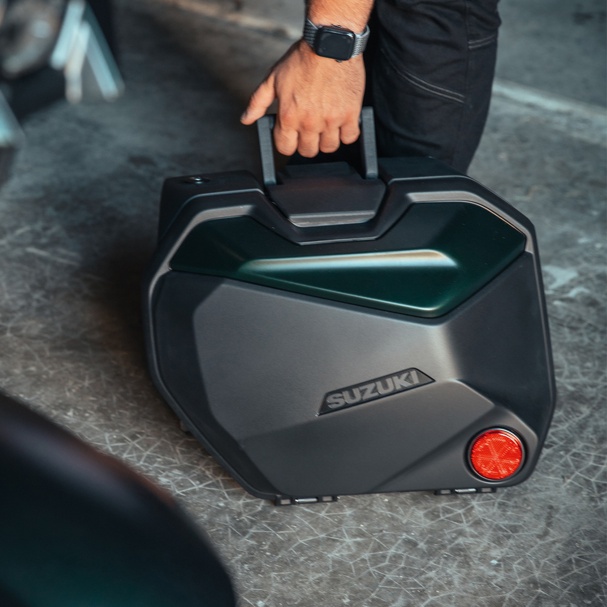 Side Case Set (2024-2026) | Suzuki Motor USA, LLC